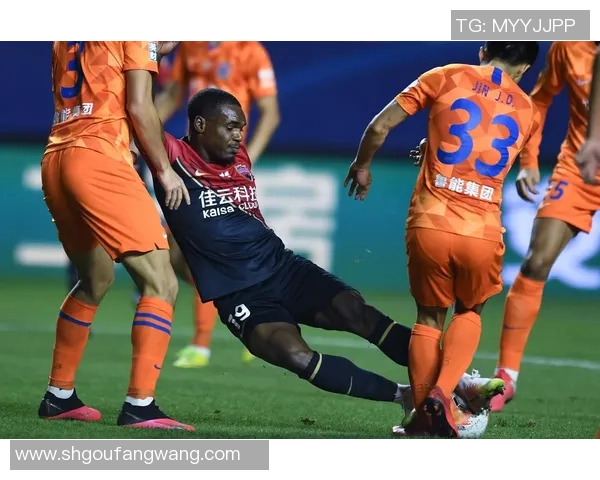 鲁能与佳兆业激战正酣直播盛况尽在眼前