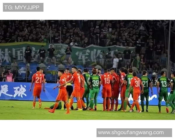 恒大与大阪对决引发球迷热议各种吐槽层出不穷让人哭笑不得