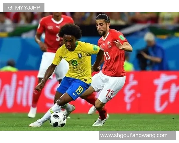 米林科维奇的足球之路：从天才少年到世界级中场的蜕变与挑战