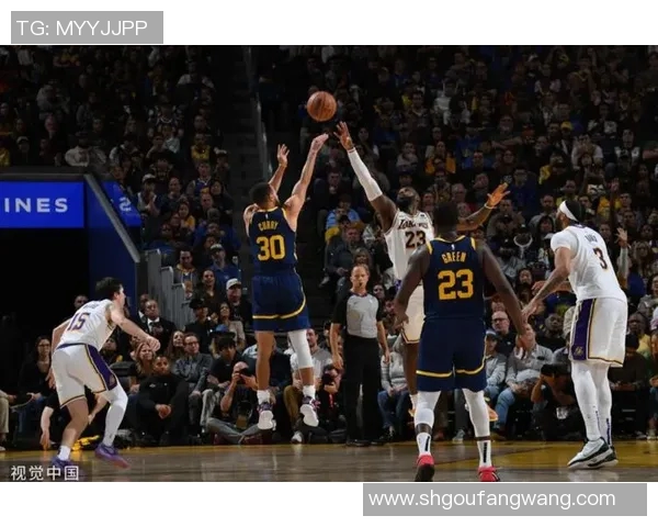 勇士与湖人对决全记录揭示两队历史恩怨与精彩瞬间