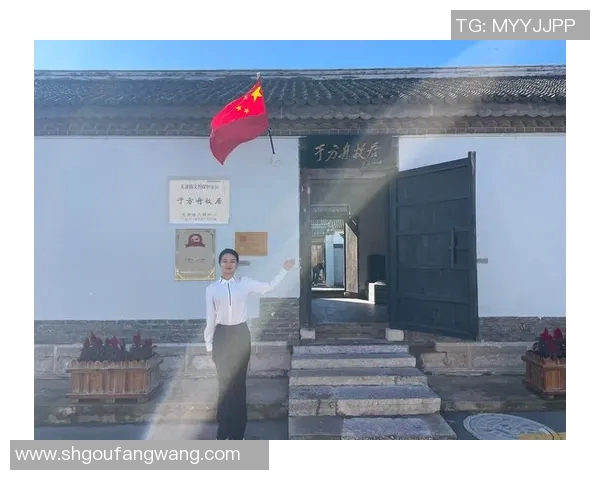 史鸿飞的成长之路:从平凡少年到杰出领袖的奋斗故事 史鸿飞的成长之路:从平凡少年到杰出领袖的奋斗故事