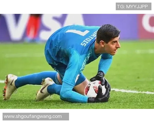 库尔图瓦的守门传奇与足球世界的辉煌瞬间探秘